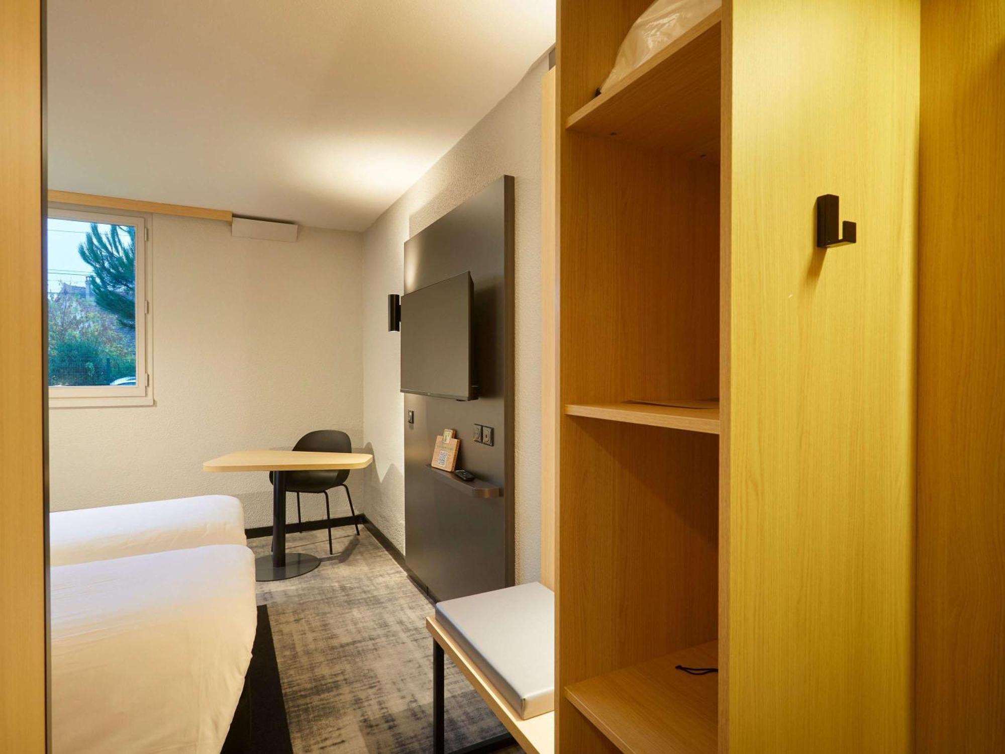 Ibis Le Mans Est Pontlieue Hotel Bagian luar foto